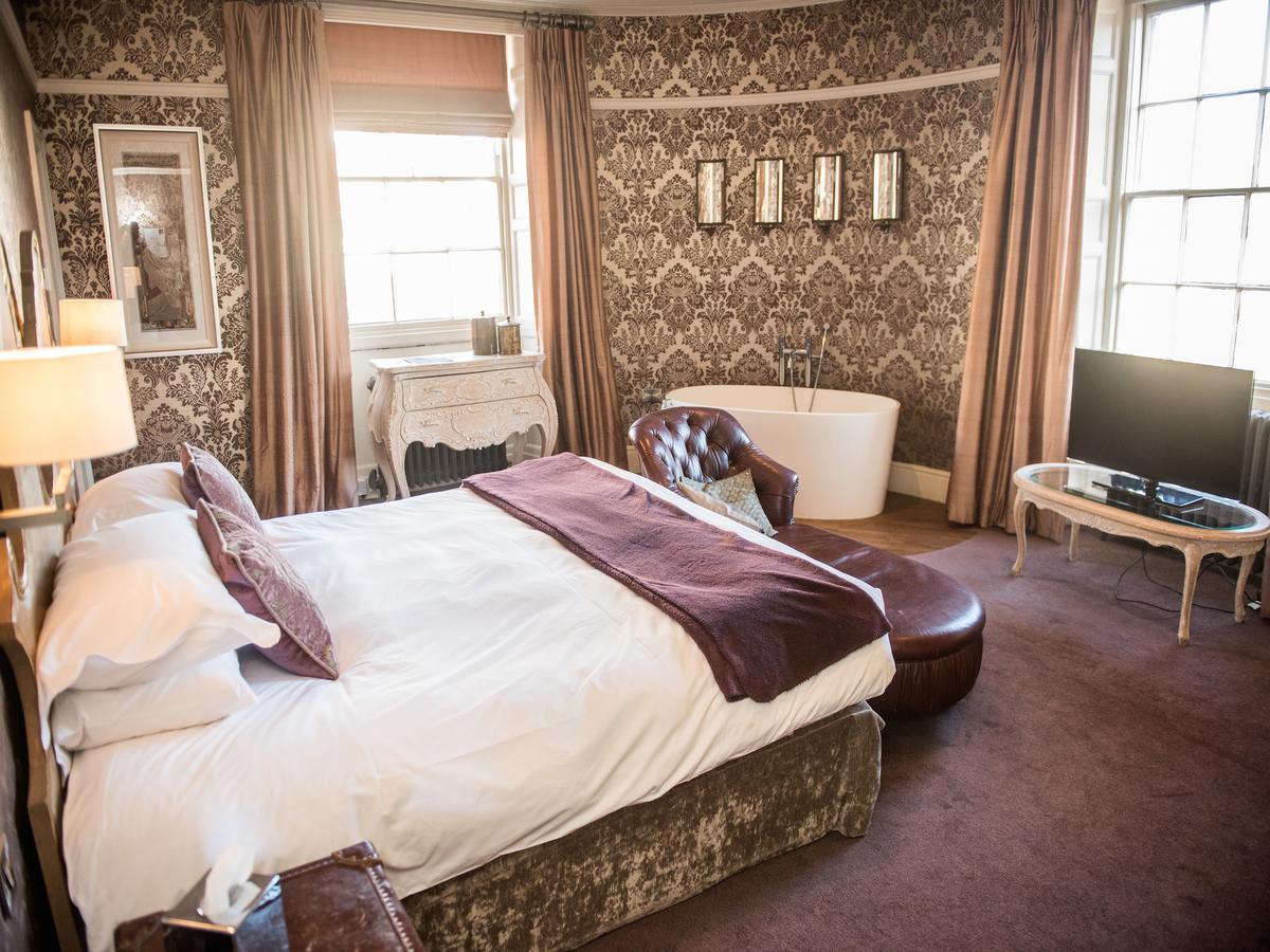 The Royal Hotel Kirkby Lonsdale Exterior foto